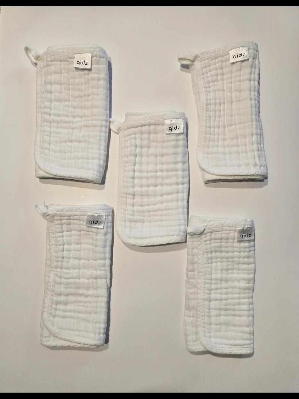 zipb White Muslin Burp Cloths - Set of 5. NWOT